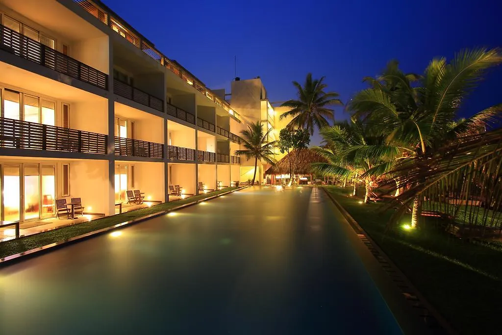 Hotel Jetwing Sea Negombo 4*,